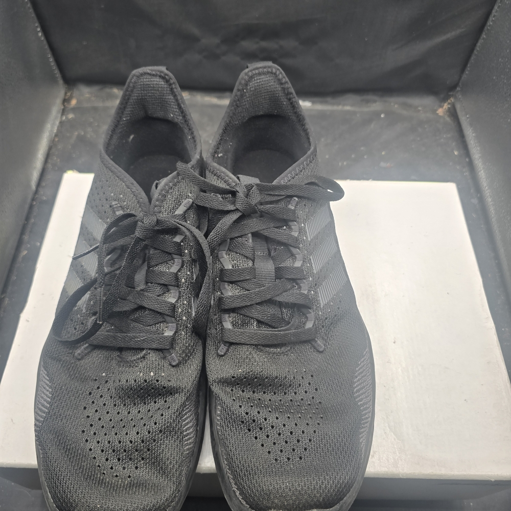 Men's Black Sneakers